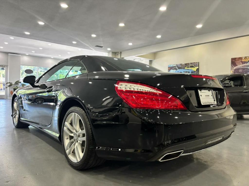 2016 Mercedes-Benz SL-Class Image 5