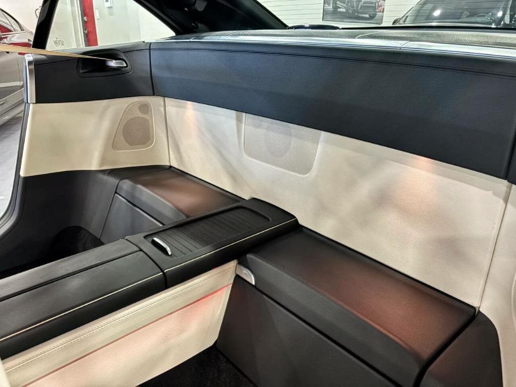 2016 Mercedes-Benz SL-Class Image 14