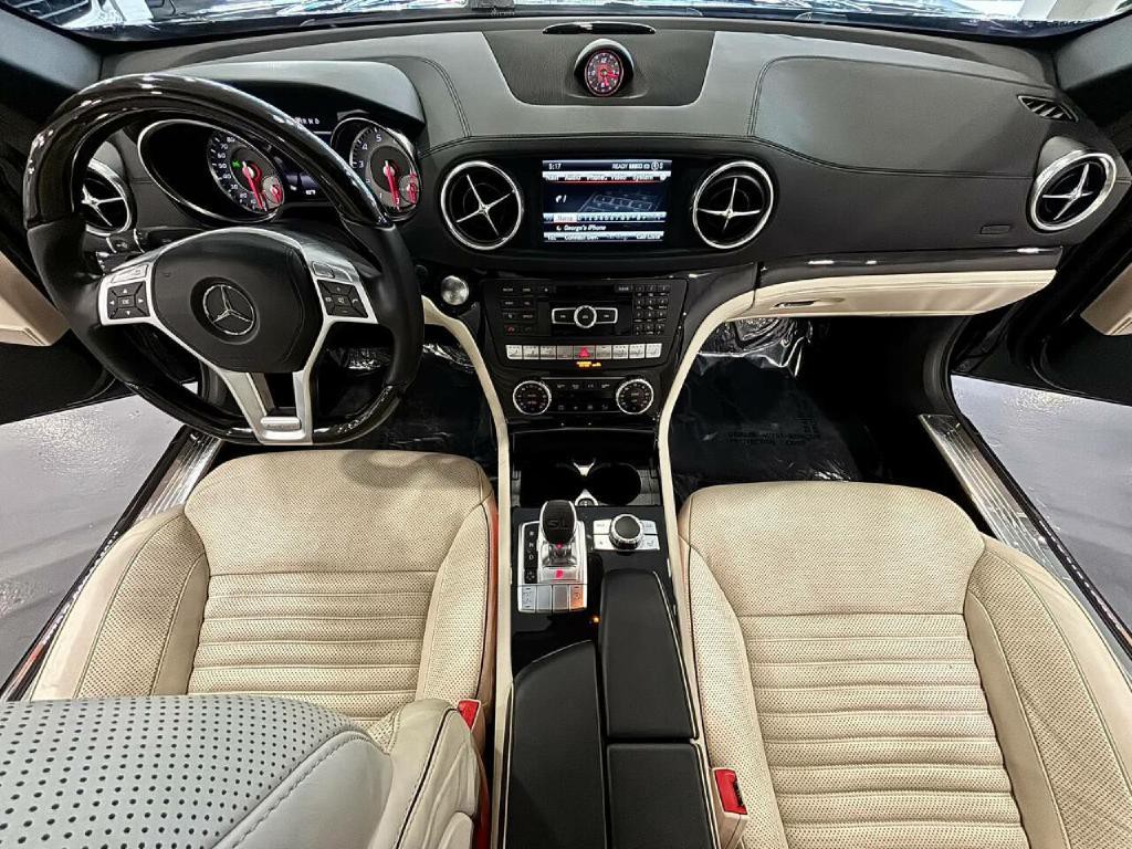 2016 Mercedes-Benz SL-Class Image 20