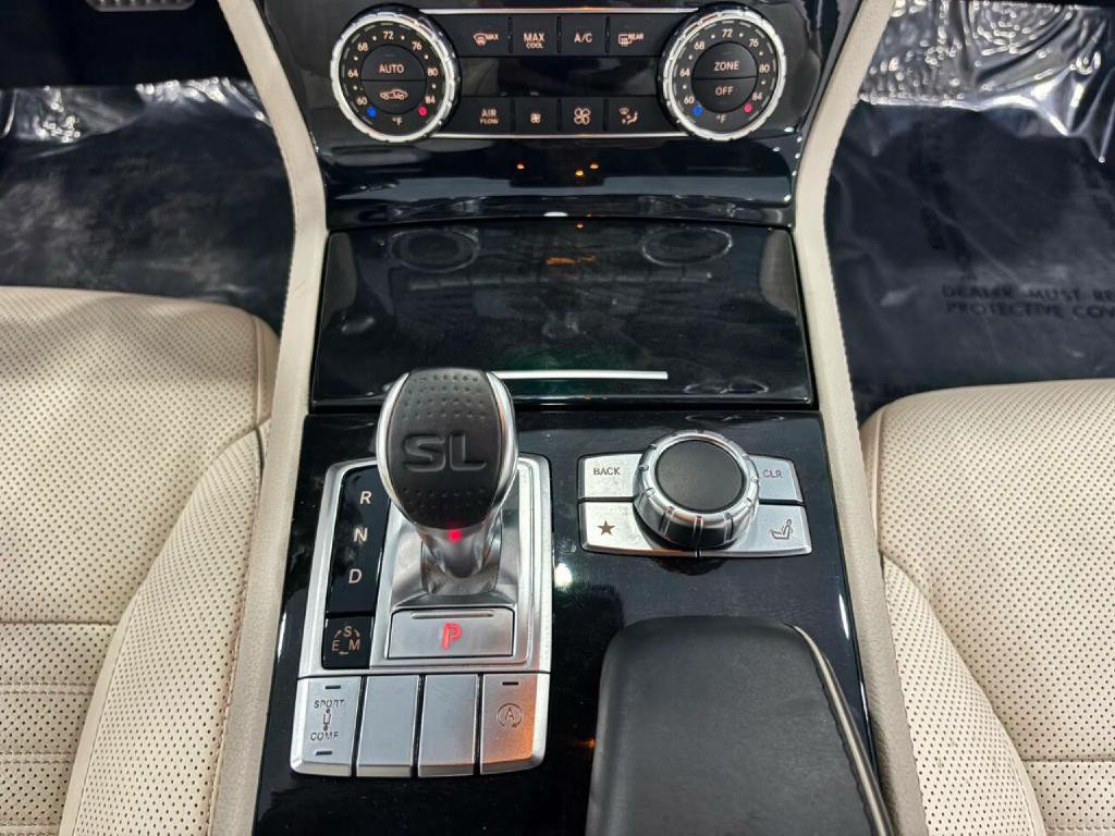 2016 Mercedes-Benz SL-Class Image 21