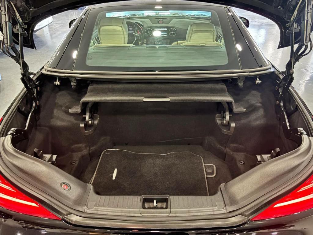 2016 Mercedes-Benz SL-Class Image 41