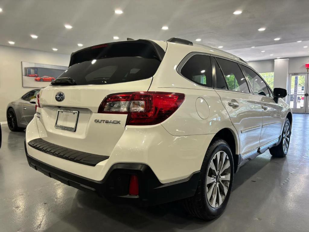 2019 Subaru Outback Image 7