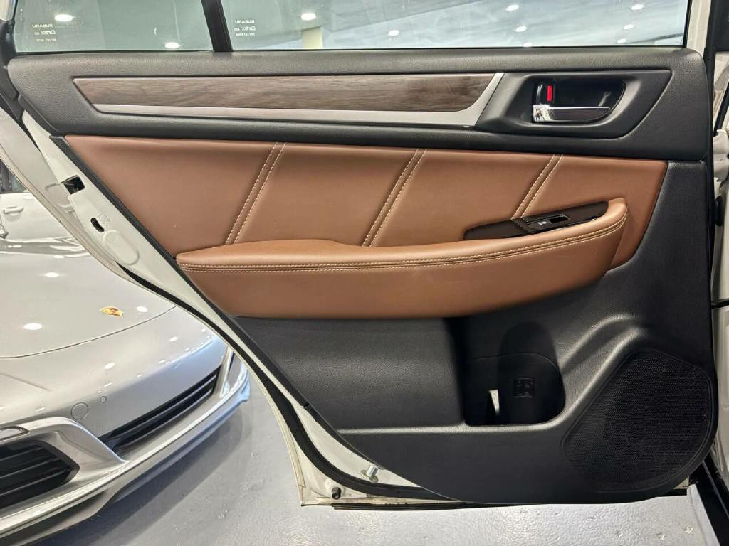 2019 Subaru Outback Image 39
