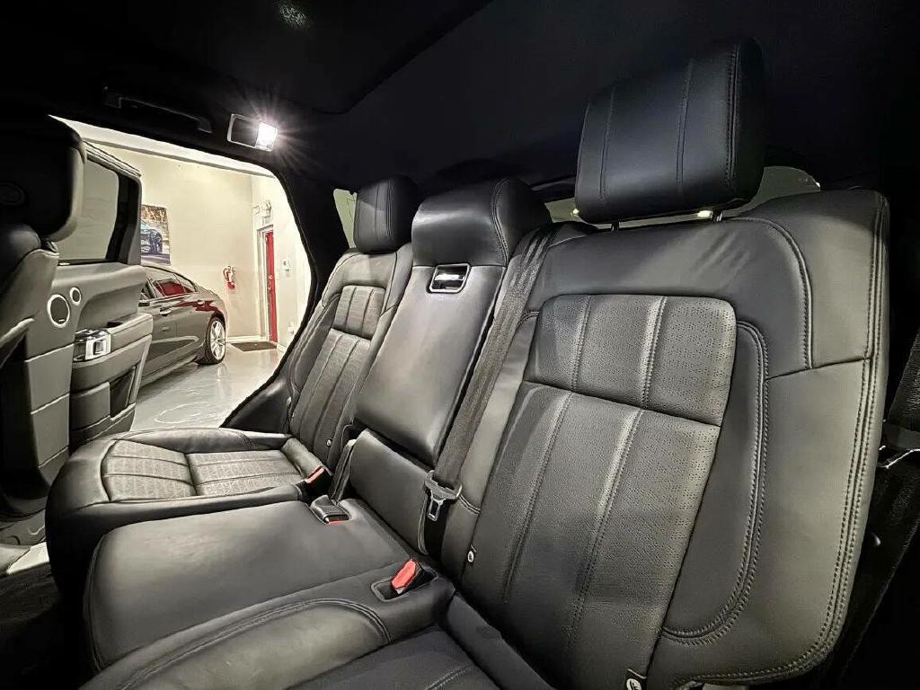 2019 Land Rover Range Rover Sport Image 16