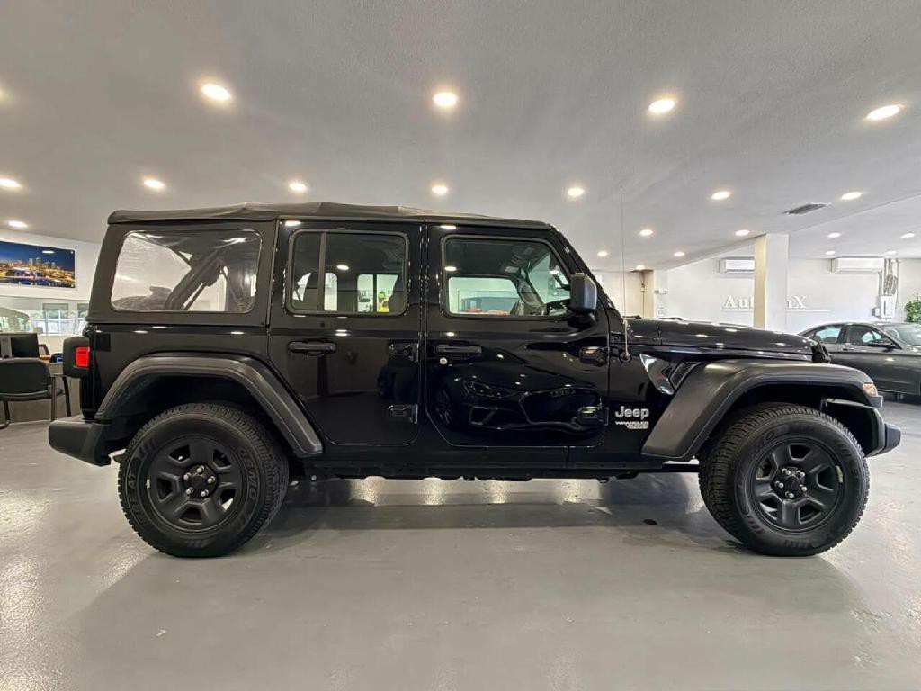 2018 Jeep Wrangler Unlimited Image 8