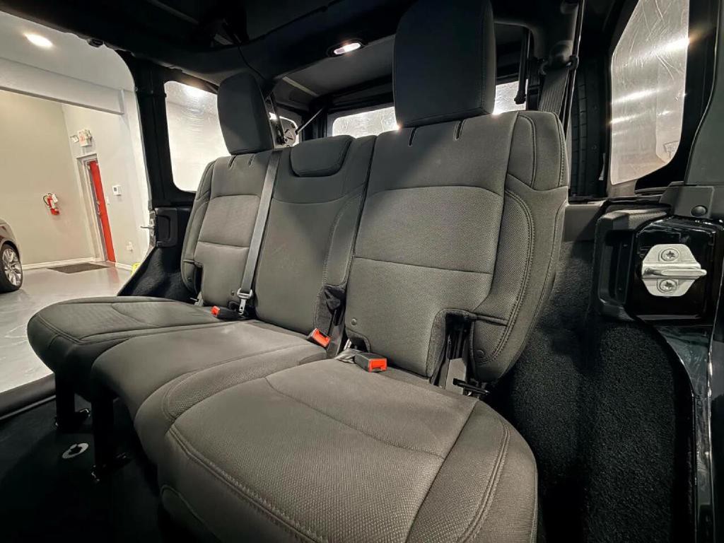 2018 Jeep Wrangler Unlimited Image 14