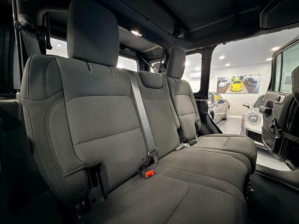 2018 Jeep Wrangler Unlimited Image 16