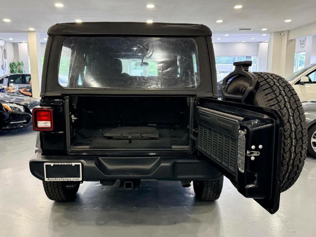 2018 Jeep Wrangler Unlimited Image 35