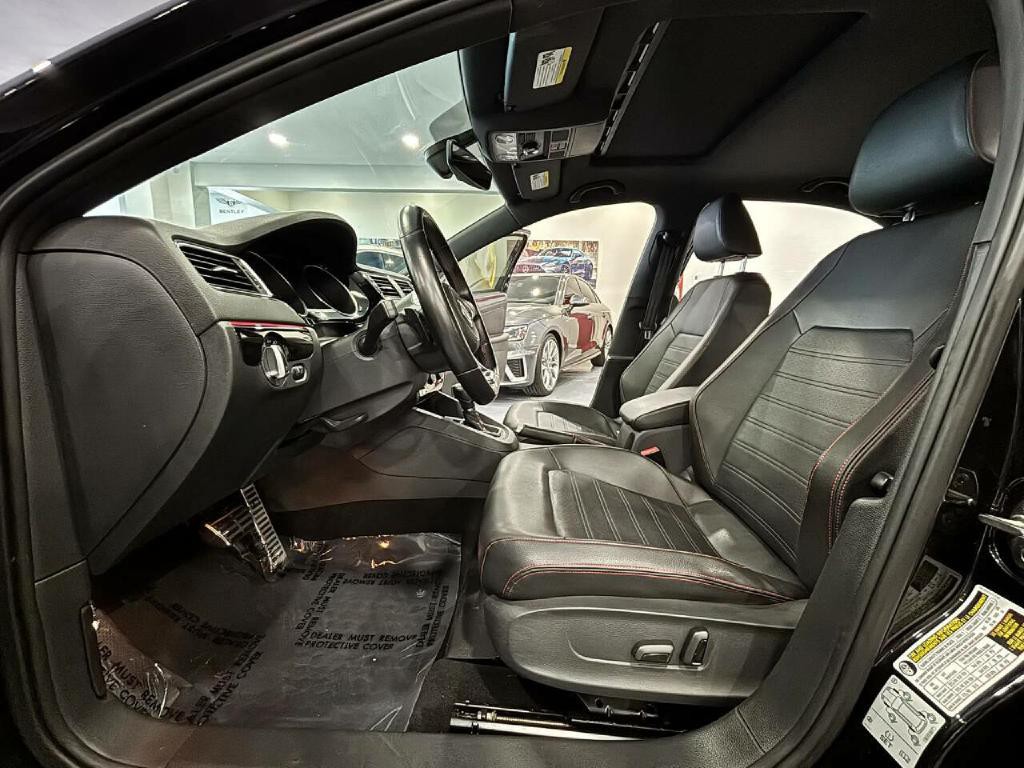 2017 Volkswagen Jetta Image 12