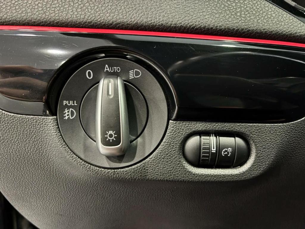 2017 Volkswagen Jetta Image 32