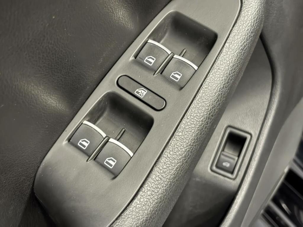 2017 Volkswagen Jetta Image 35