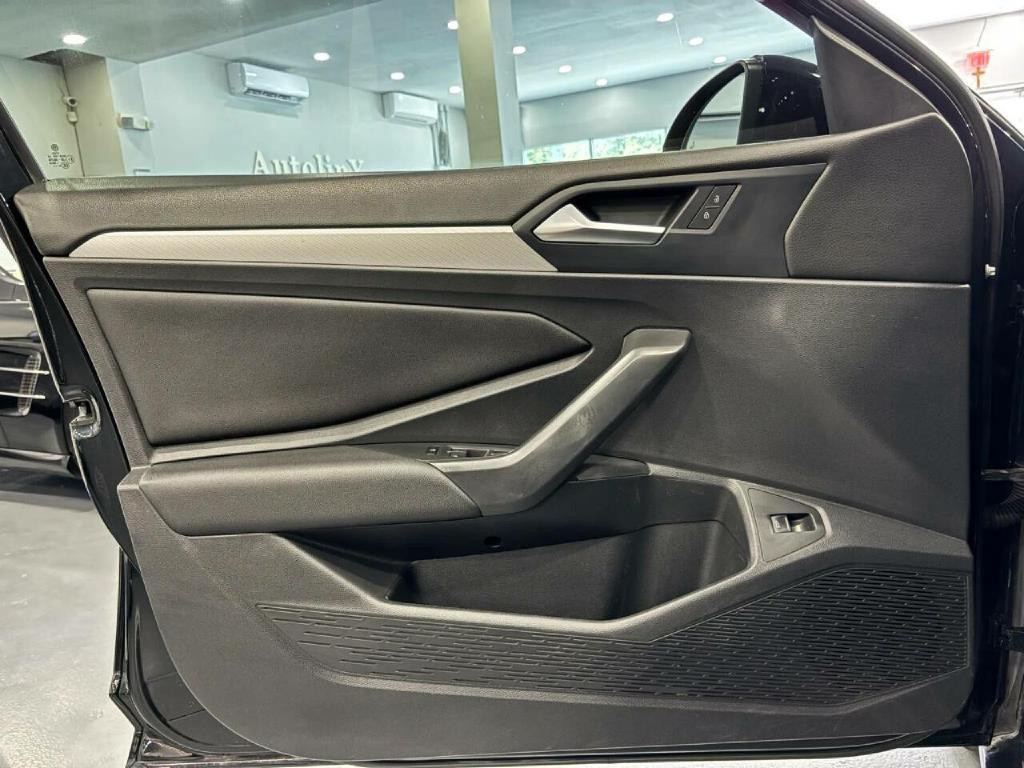 2019 Volkswagen Jetta Image 32