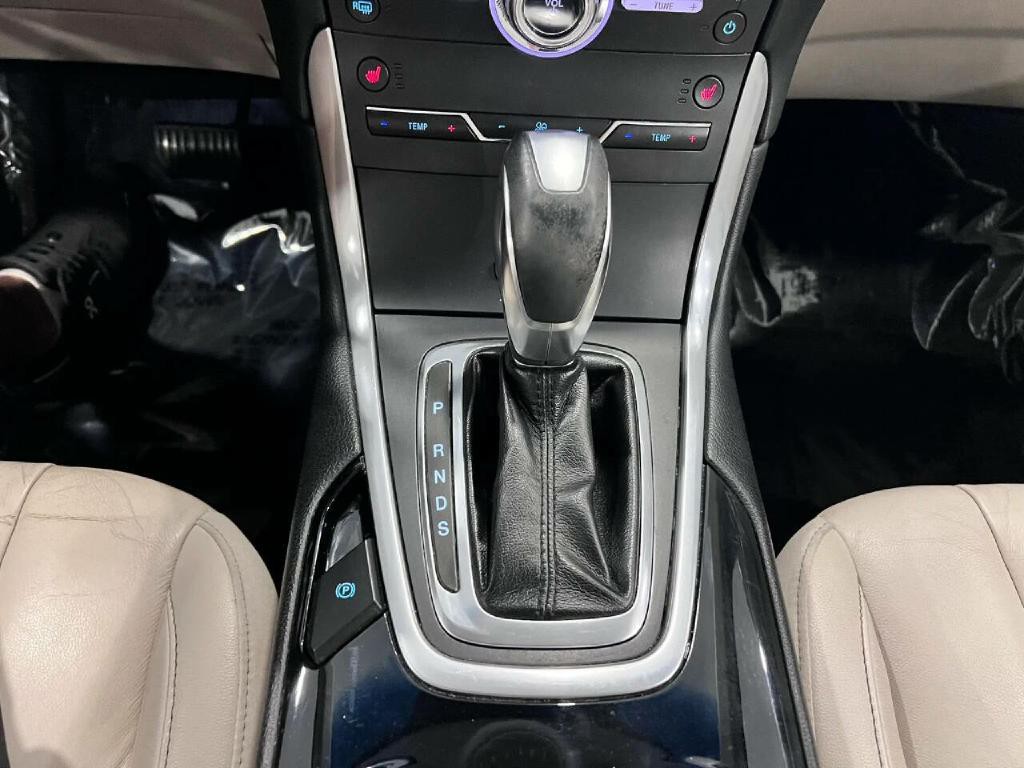 2018 Ford Edge Image 15