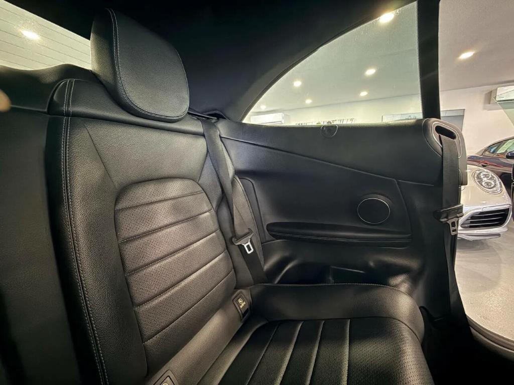 2019 Mercedes-Benz C-Class Image 32