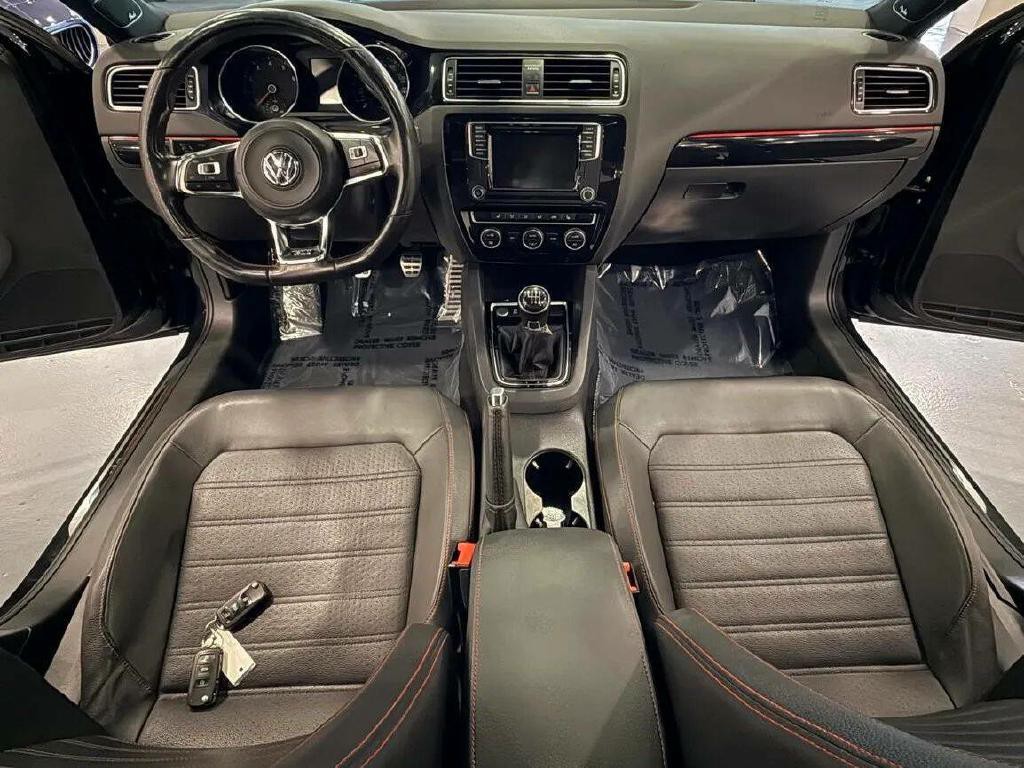 2017 Volkswagen Jetta Image 17