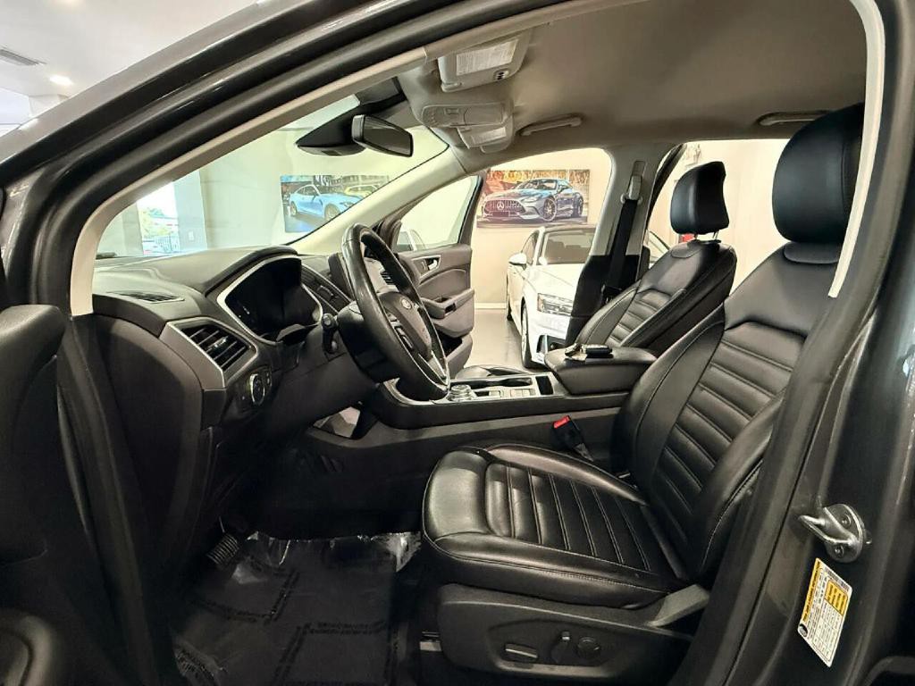 2021 Ford Edge Image 11