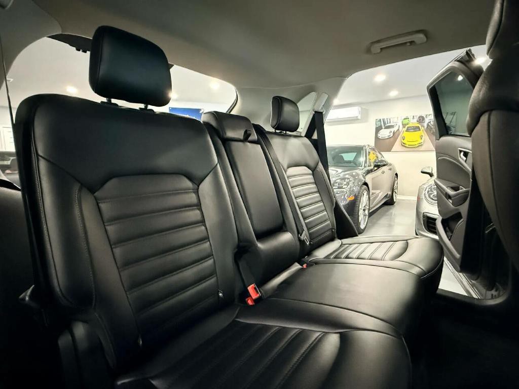 2021 Ford Edge Image 15