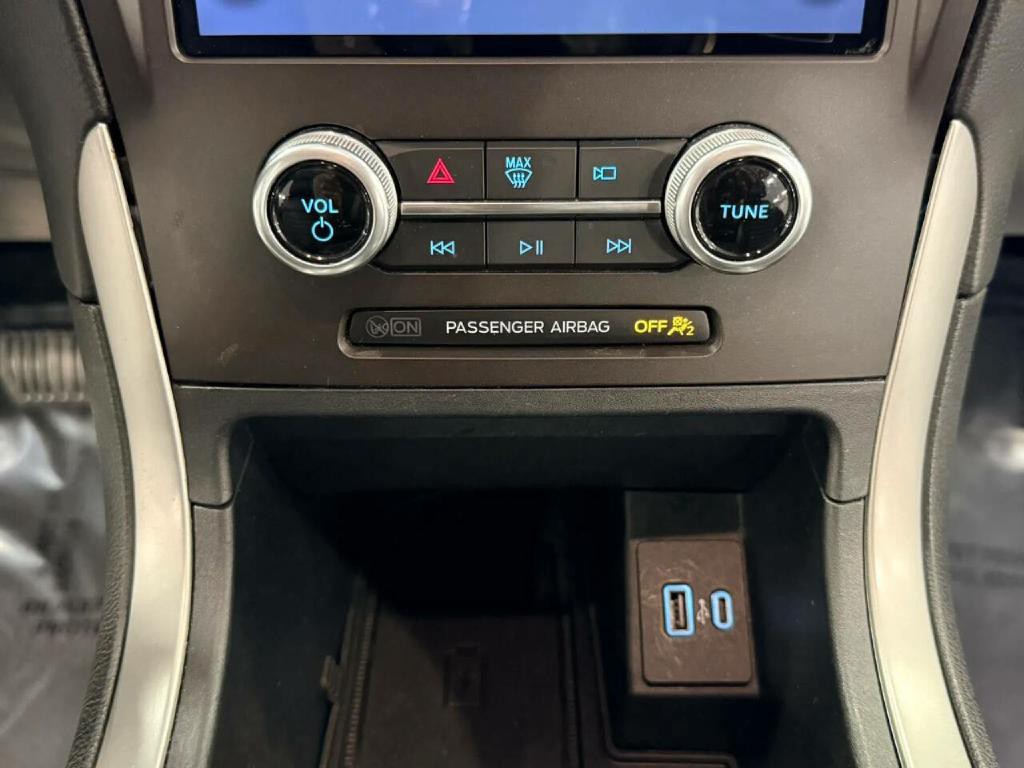 2021 Ford Edge Image 20