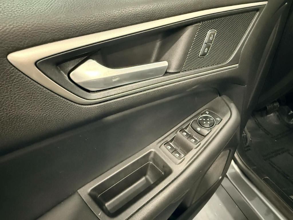 2021 Ford Edge Image 31