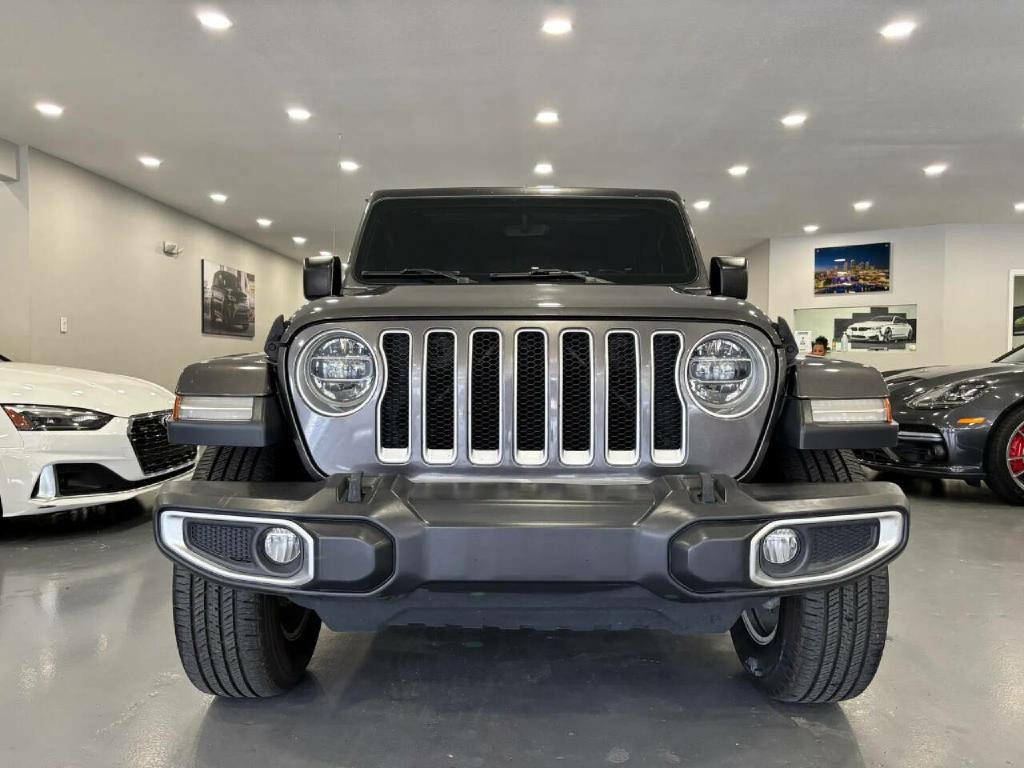 2018 Jeep Wrangler Unlimited Image 2