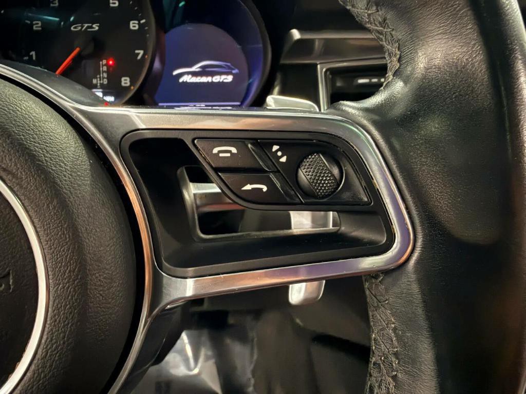 2018 Porsche Macan Image 23