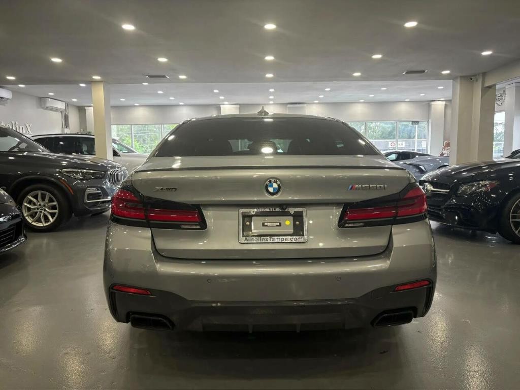 2023 BMW 5 Series Image 6