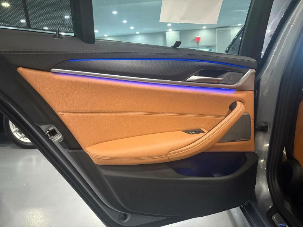 2023 BMW 5 Series Image 28