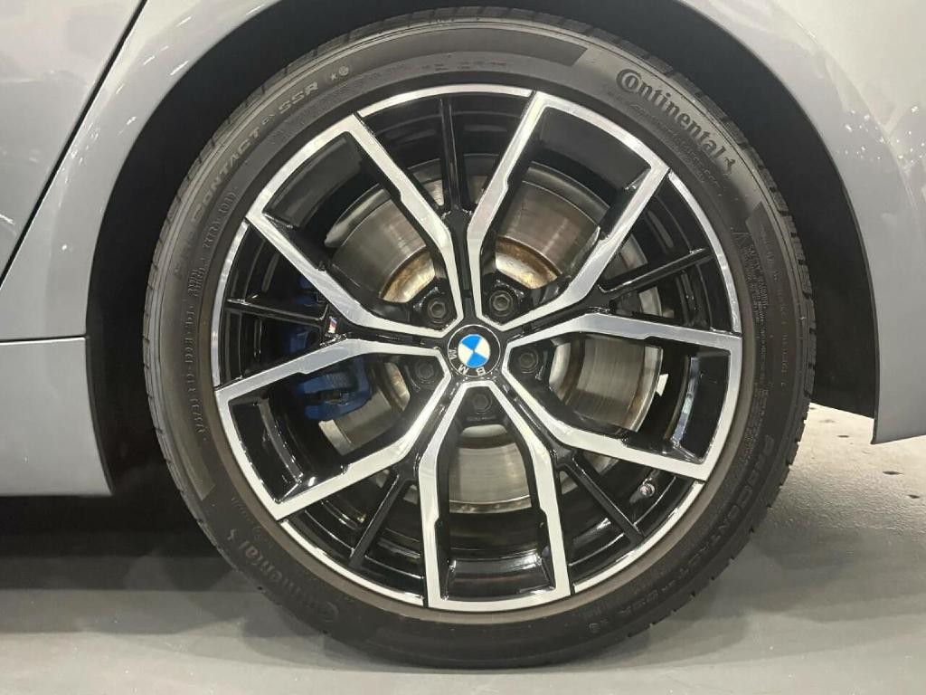 2023 BMW 5 Series Image 37
