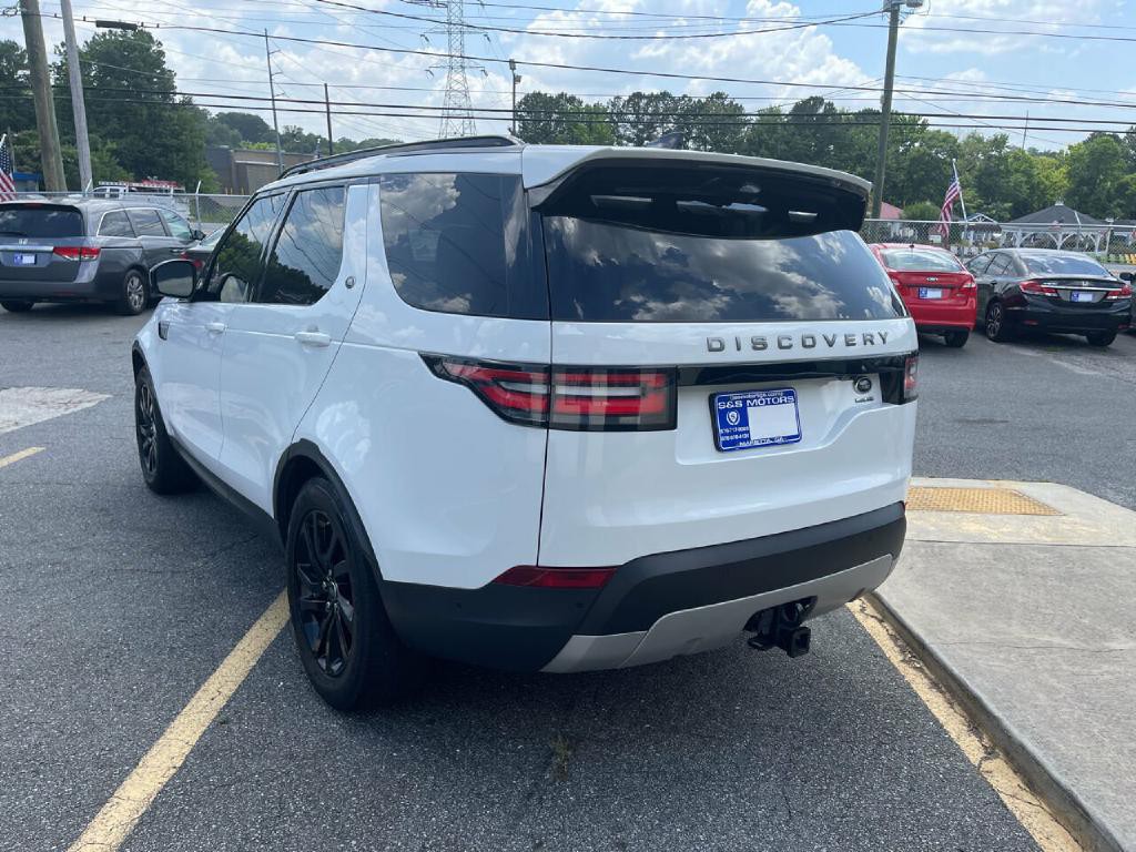 2018 Land Rover Discovery Image 7