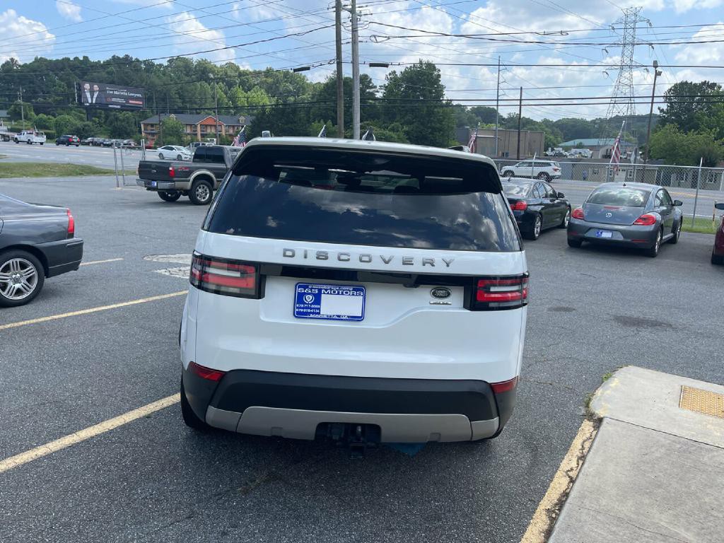 2018 Land Rover Discovery Image 8