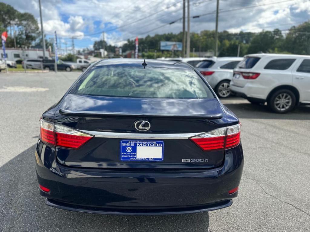 2013 Lexus ES 300 Image 9
