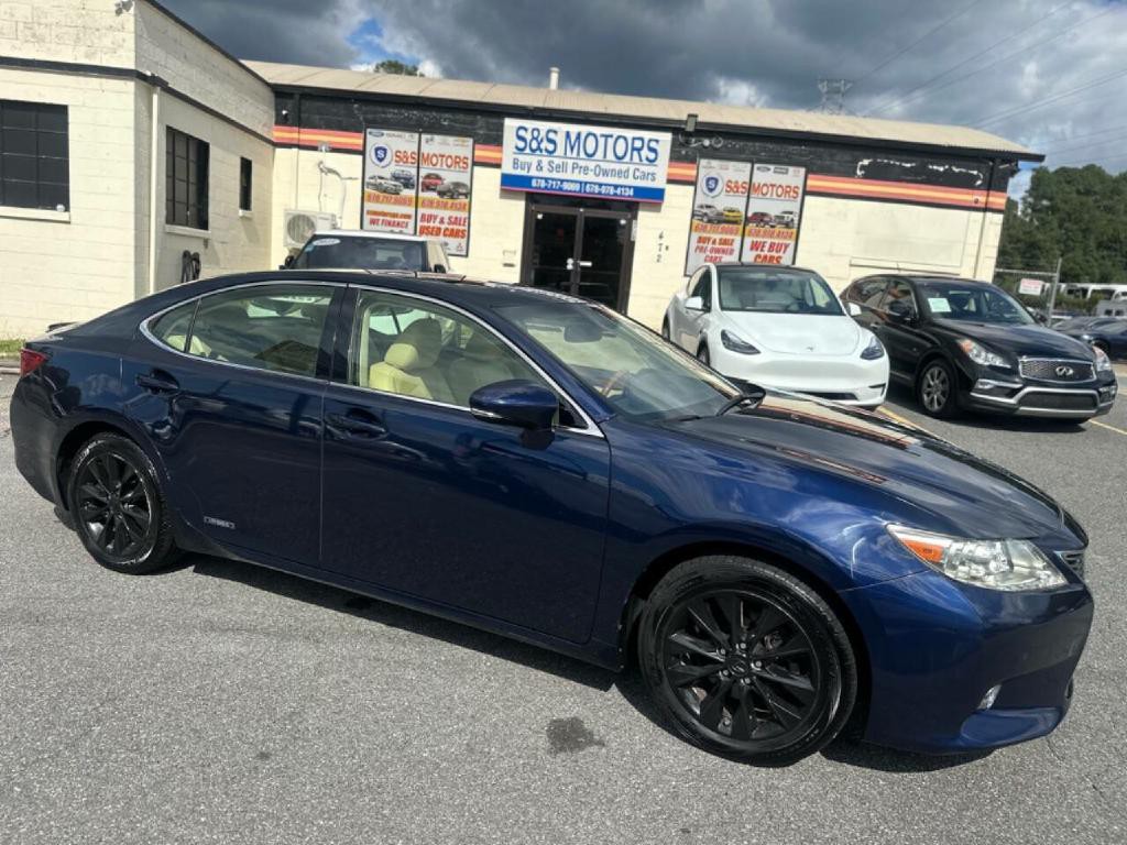2013 Lexus ES 300 Image 12