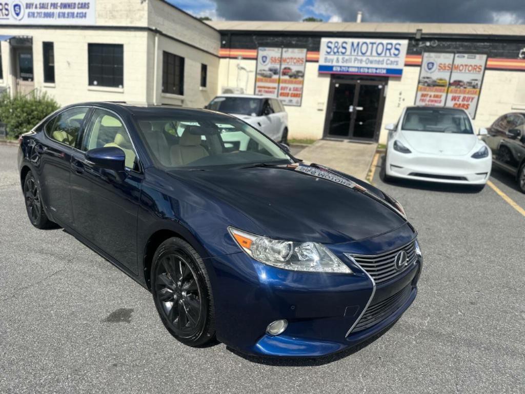 2013 Lexus ES 300 Image 13