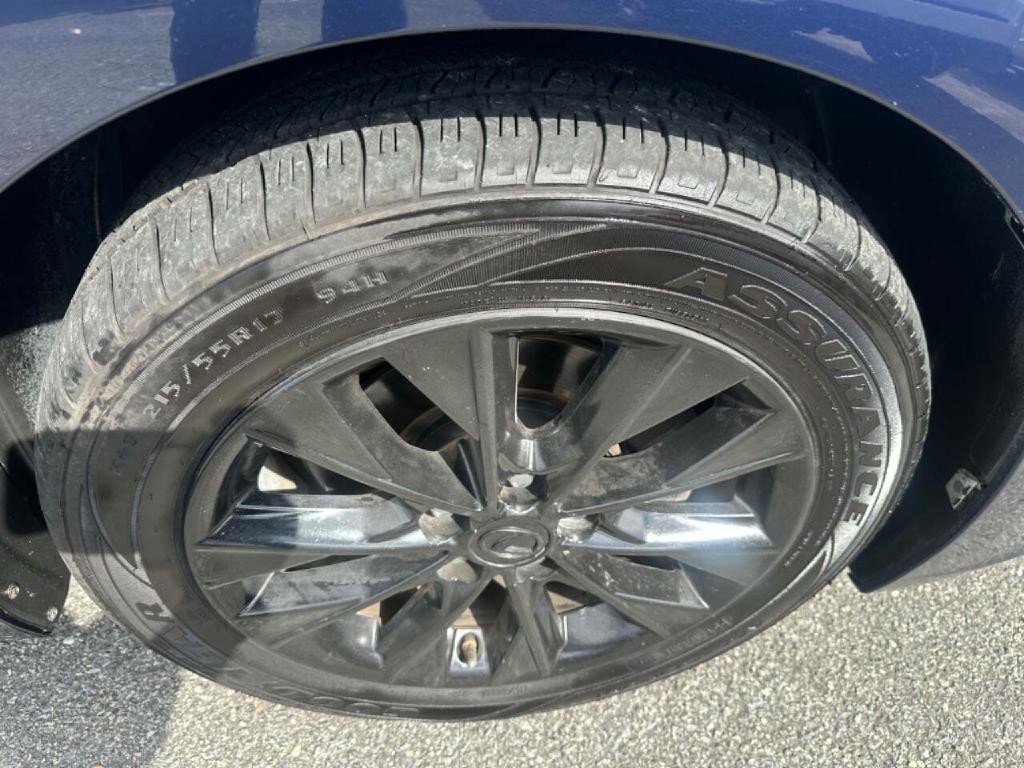 2013 Lexus ES 300 Image 19