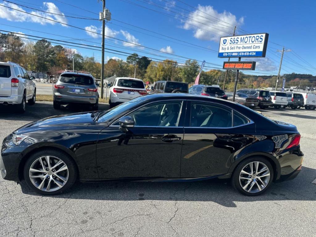 2019 Lexus IS 300 Image 4