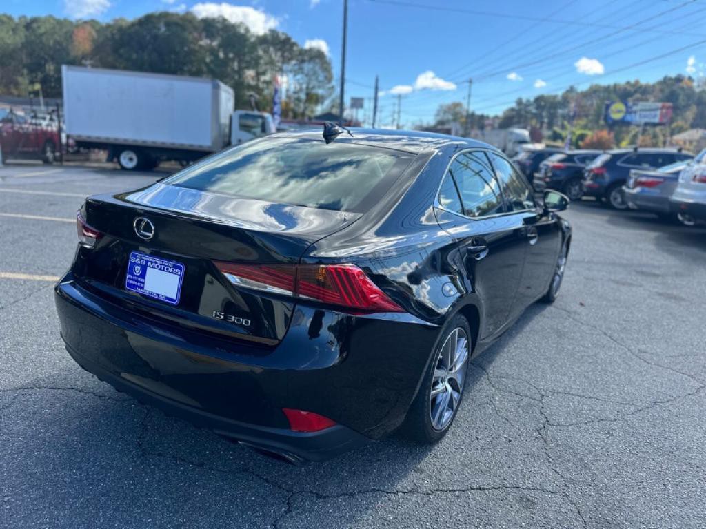 2019 Lexus IS 300 Image 7