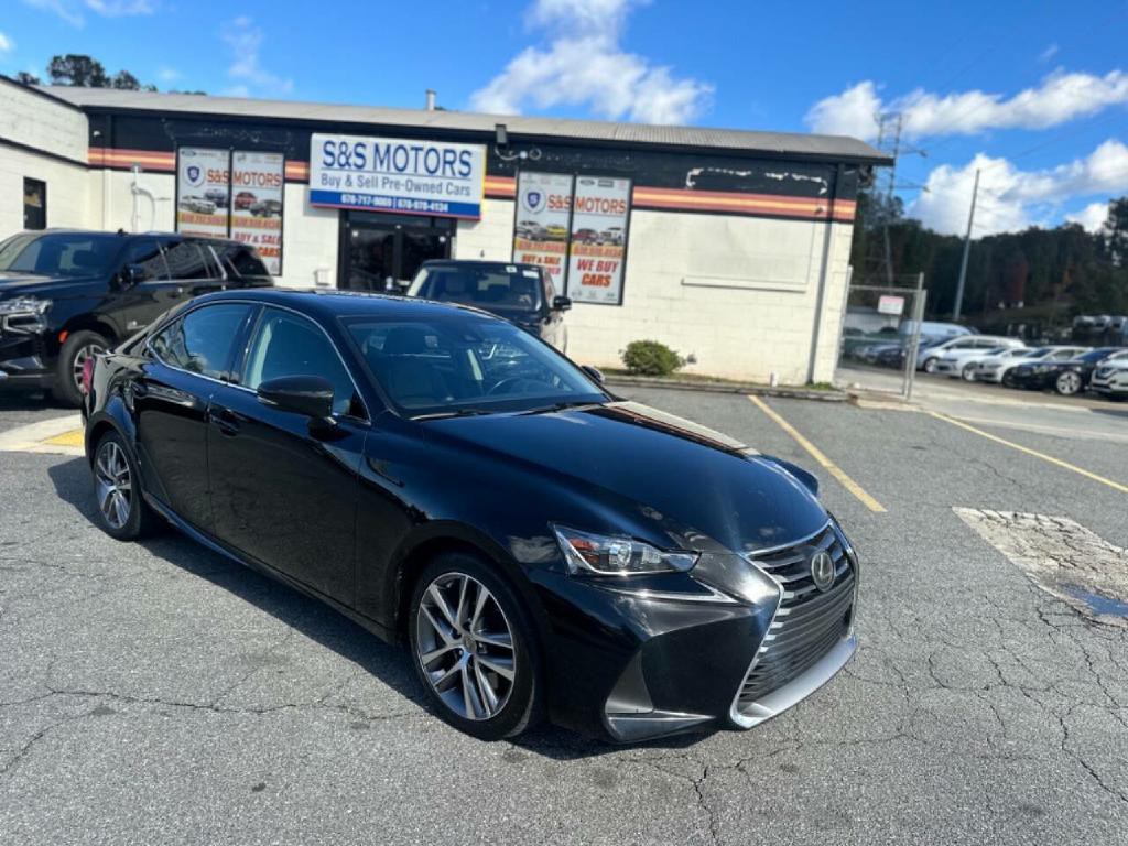 2019 Lexus IS 300 Image 11