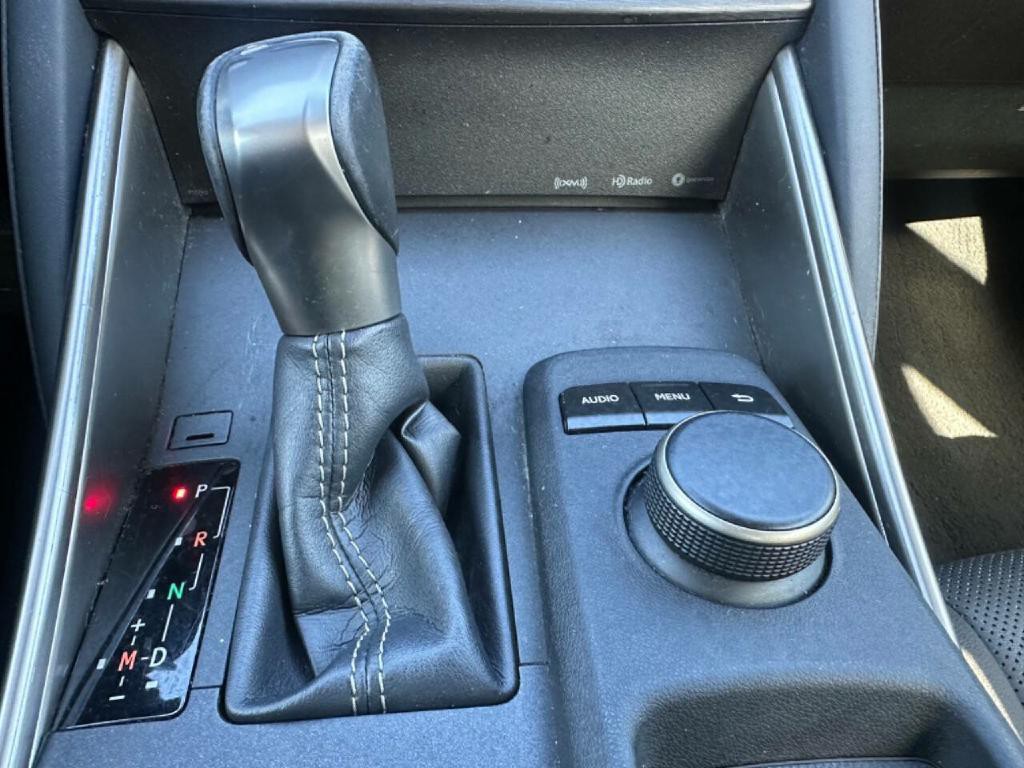 2019 Lexus IS 300 Image 21