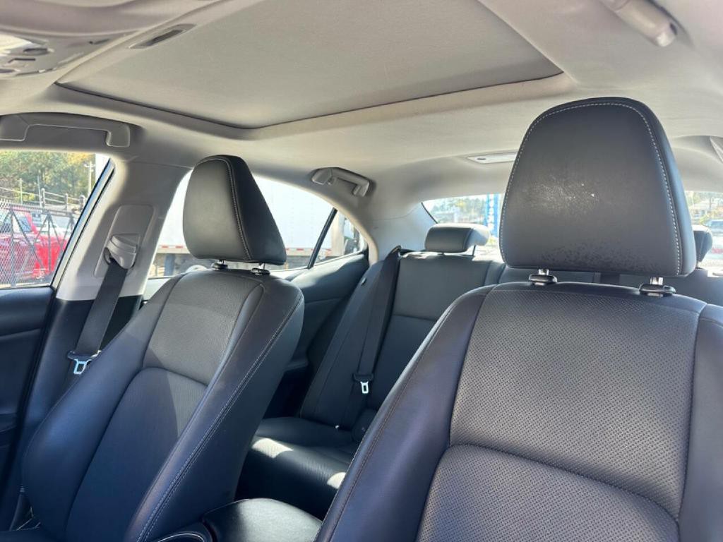 2019 Lexus IS 300 Image 27