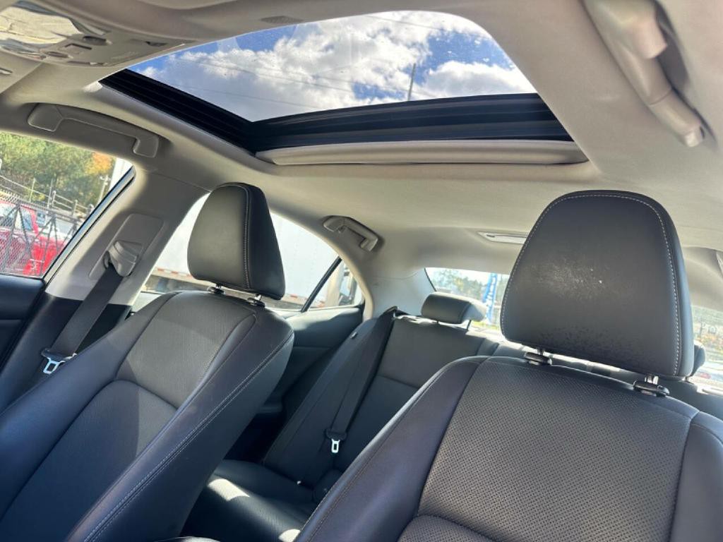 2019 Lexus IS 300 Image 28