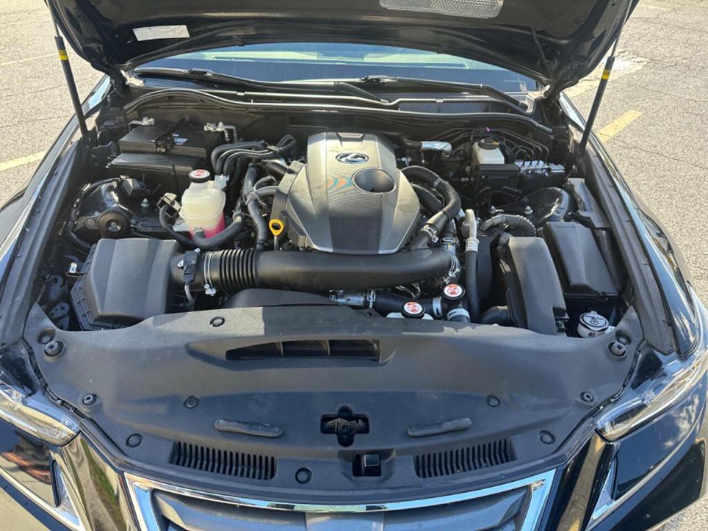 2019 Lexus IS 300 Image 45