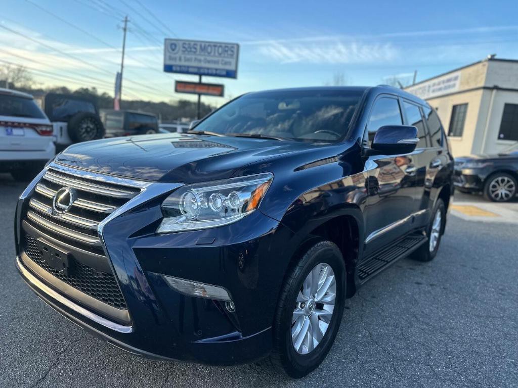 2019 Lexus GX 460 Image 3