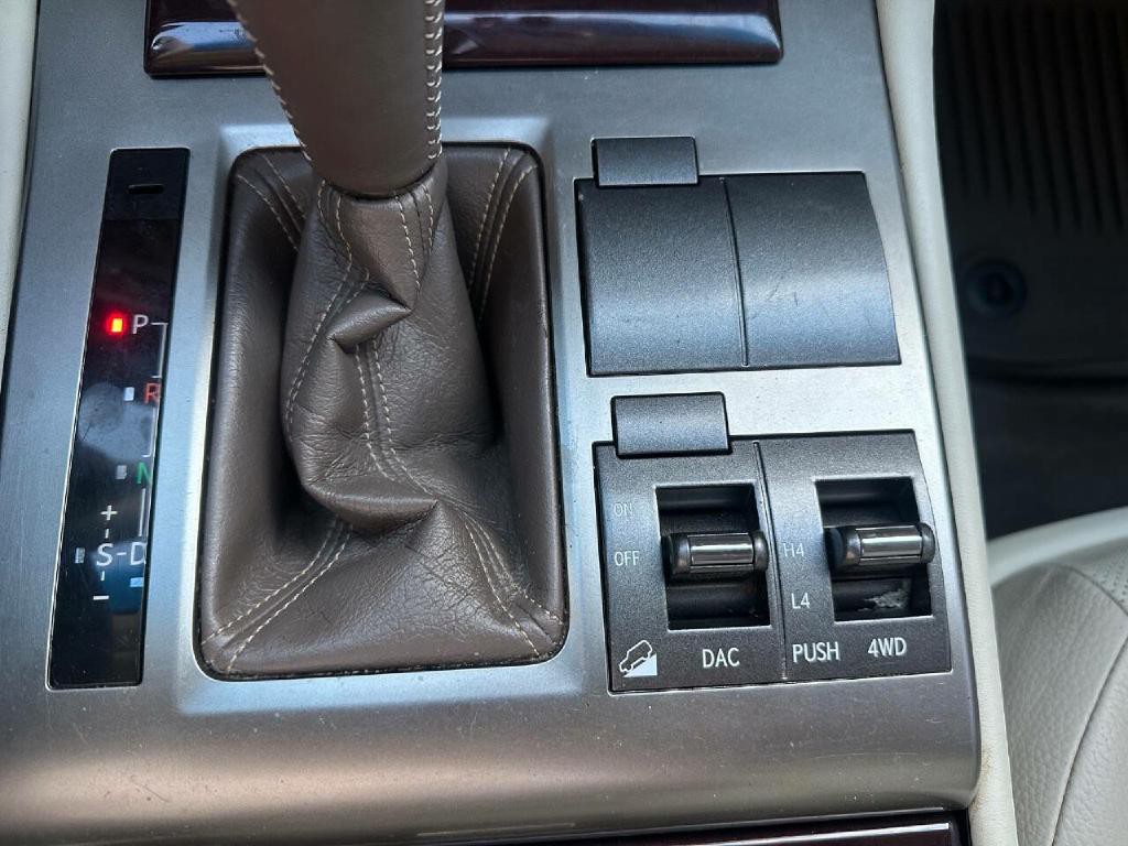 2019 Lexus GX 460 Image 28