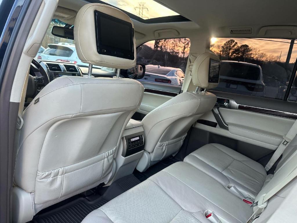 2019 Lexus GX 460 Image 43
