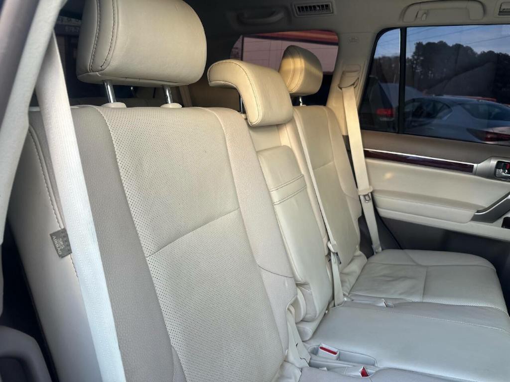 2019 Lexus GX 460 Image 48