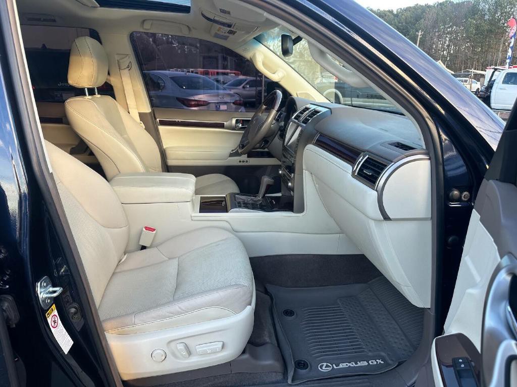 2019 Lexus GX 460 Image 55