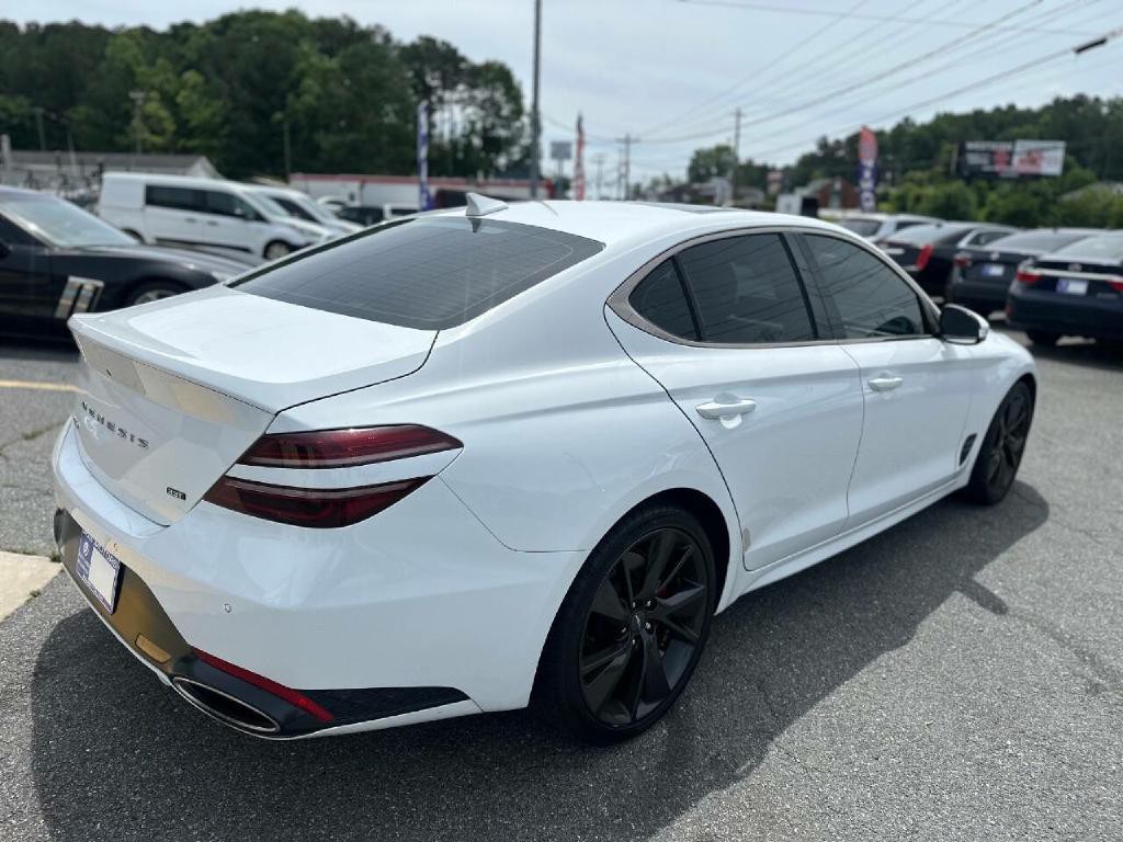 2022 Genesis G70 Image 7