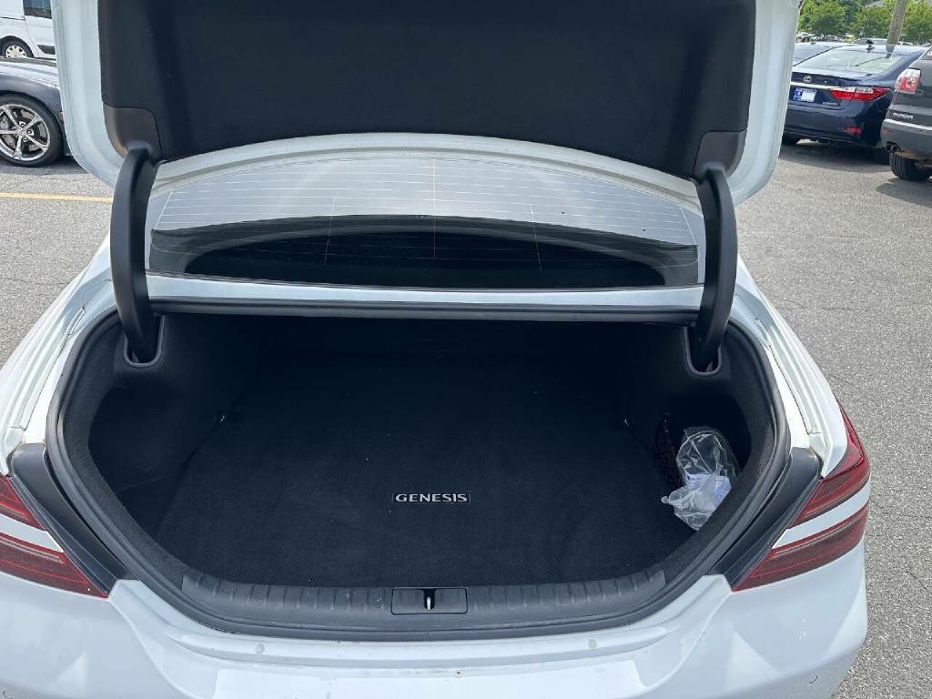 2022 Genesis G70 Image 48