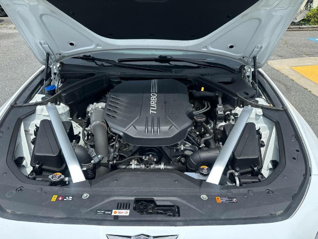 2022 Genesis G70 Image 51
