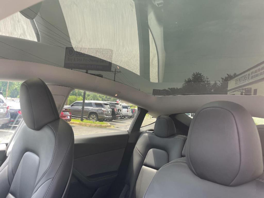 2023 Tesla Model Y Image 18